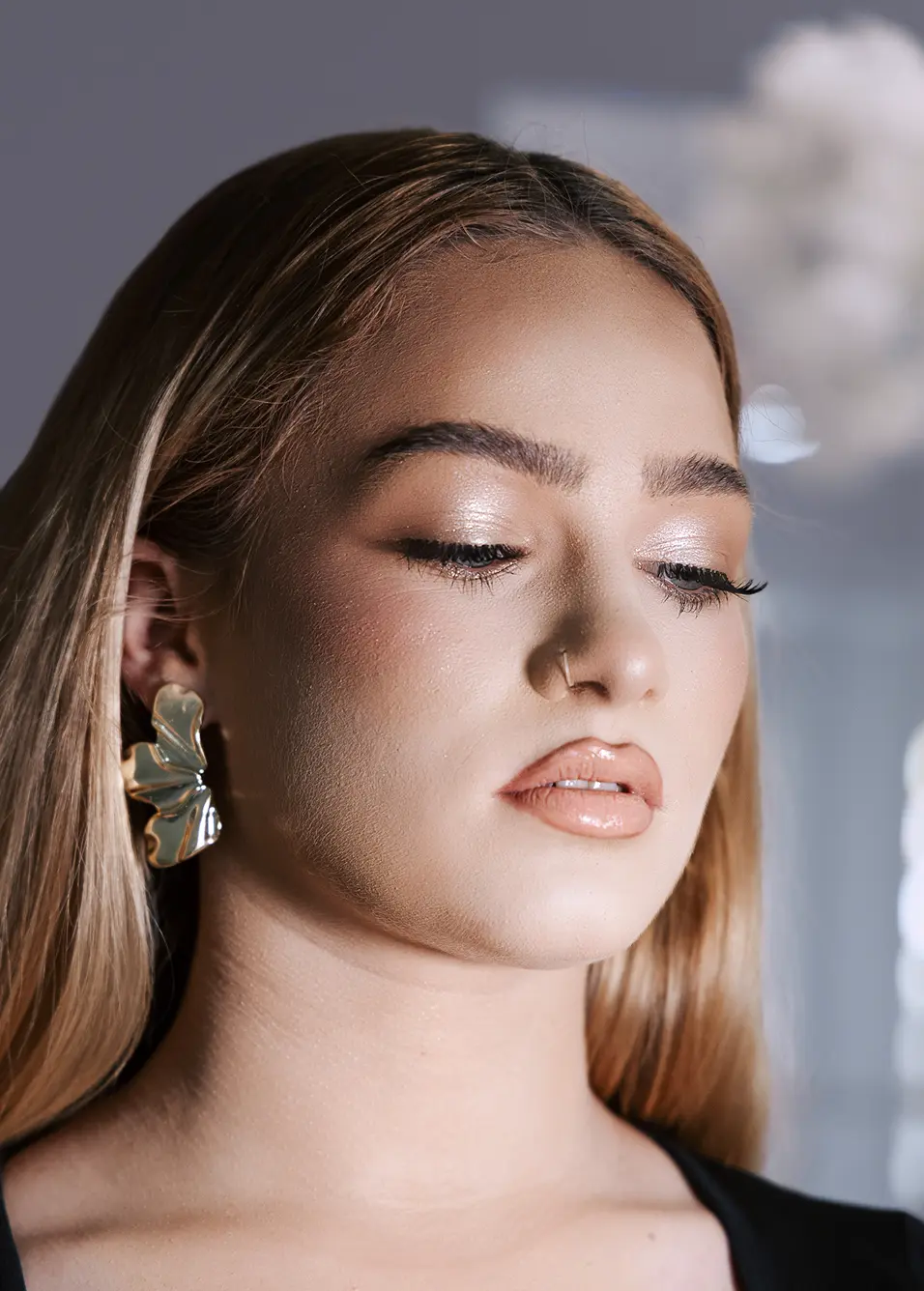 Model machiat profesional de makeup artist, parte din portofoliul de lucrări artistice